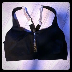 NWOT VS Bra 34D The Incredible Knockout Ultra Max